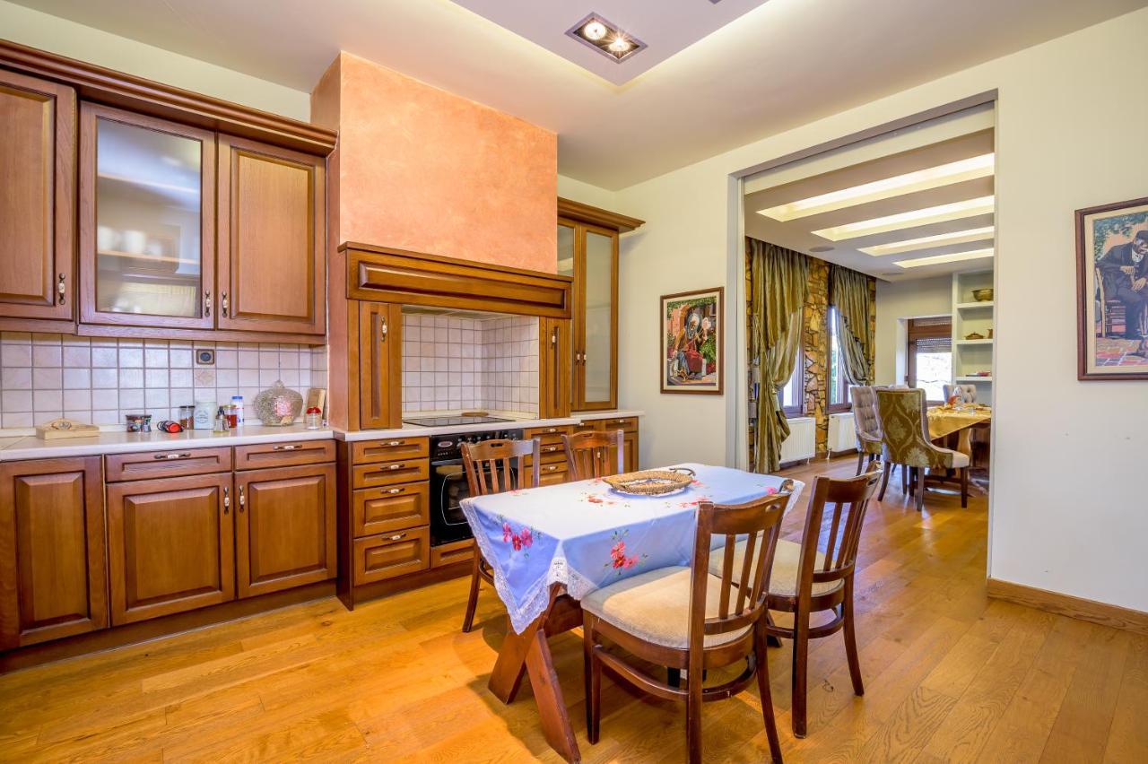 Luxurious Villa With Gorgeous View And Bbq アレクサンドルポリス エクステリア 写真