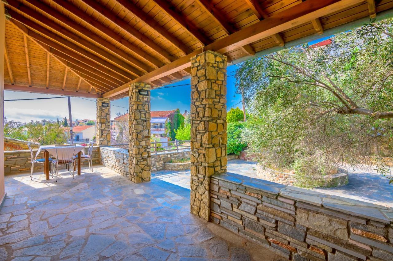 Luxurious Villa With Gorgeous View And Bbq アレクサンドルポリス エクステリア 写真